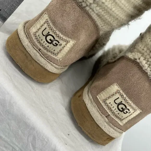 Women's UGG Australia Classic Cardy Sz 7 Knit Sweater Cream Woven‎ Button Boots - Picture 5 of 10